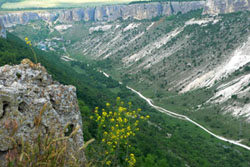 Osteuropa, Krim / Ukraine: Naturwunder Krim - Vom Aj Petri zum Kara Dag - Tal mit Flusslauf
